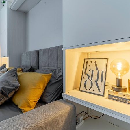 Sebino18 - Design Apartment Suite Milan Exterior photo