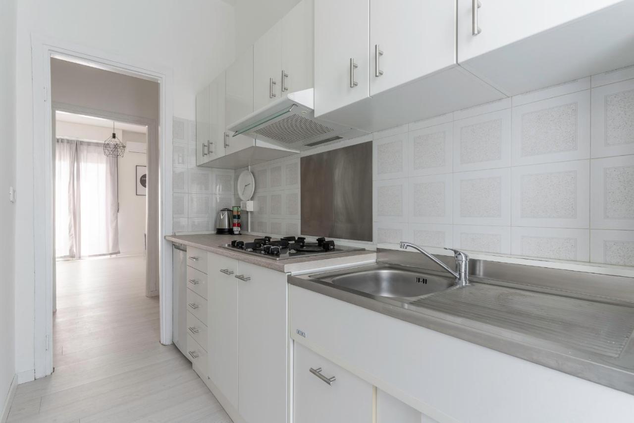 Sebino18 - Design Apartment Suite Milan Exterior photo